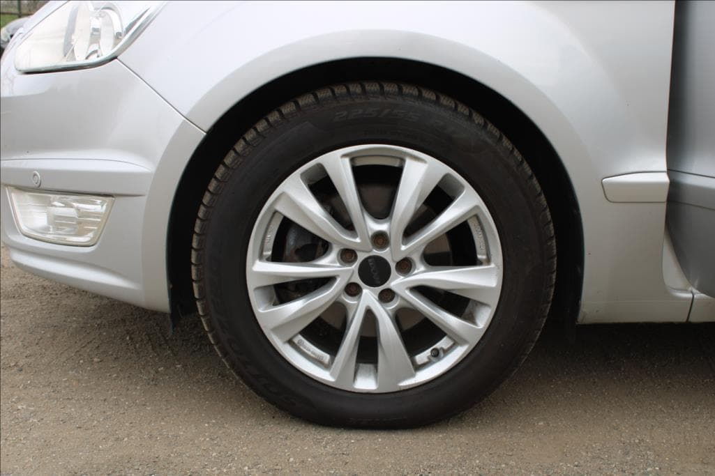 2010 Ford GALAXY - 20