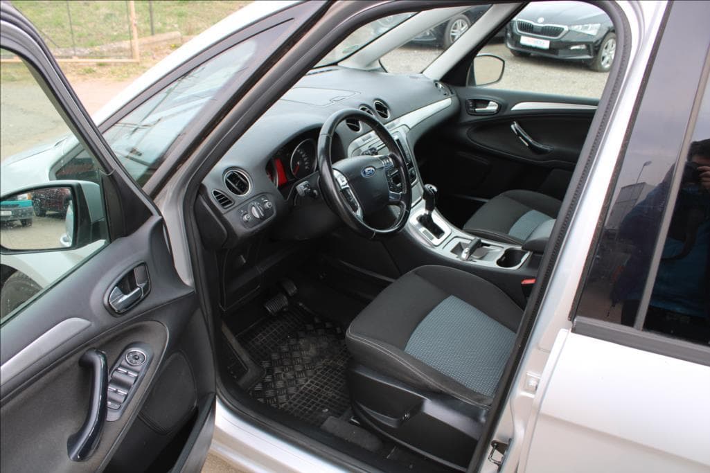 2010 Ford GALAXY - 9
