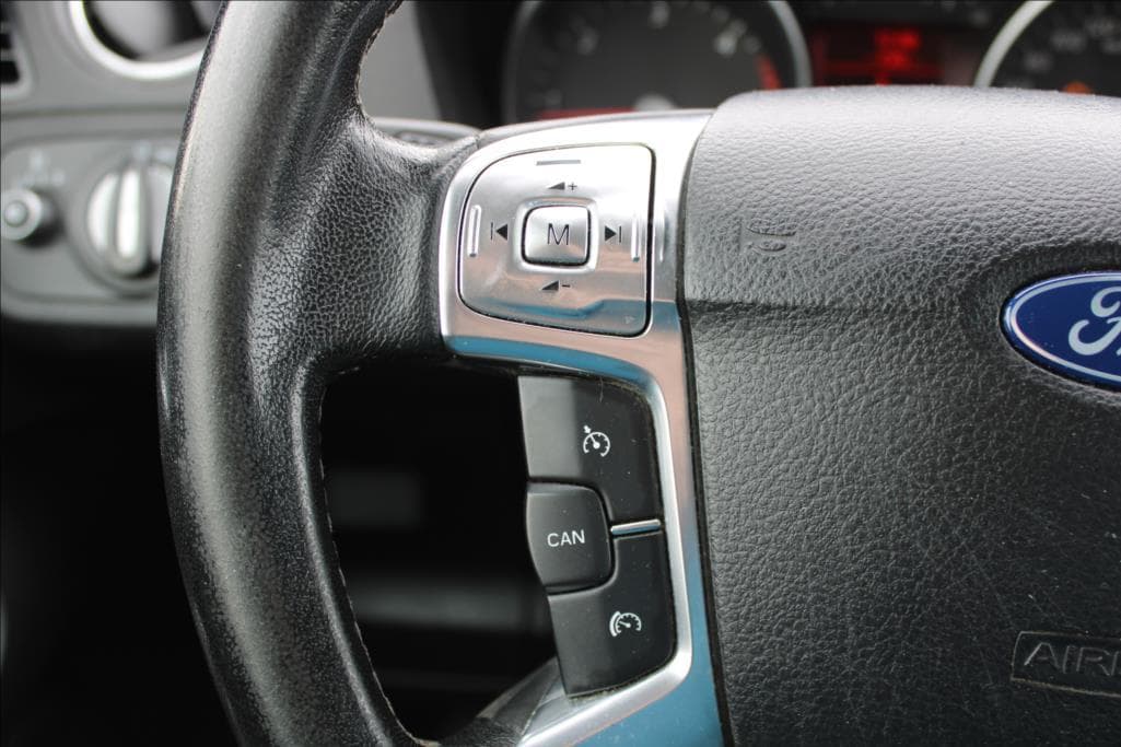 2010 Ford GALAXY - 16