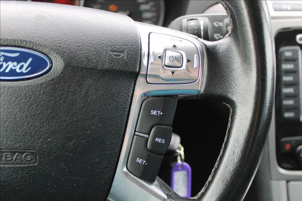 2010 Ford GALAXY - 17