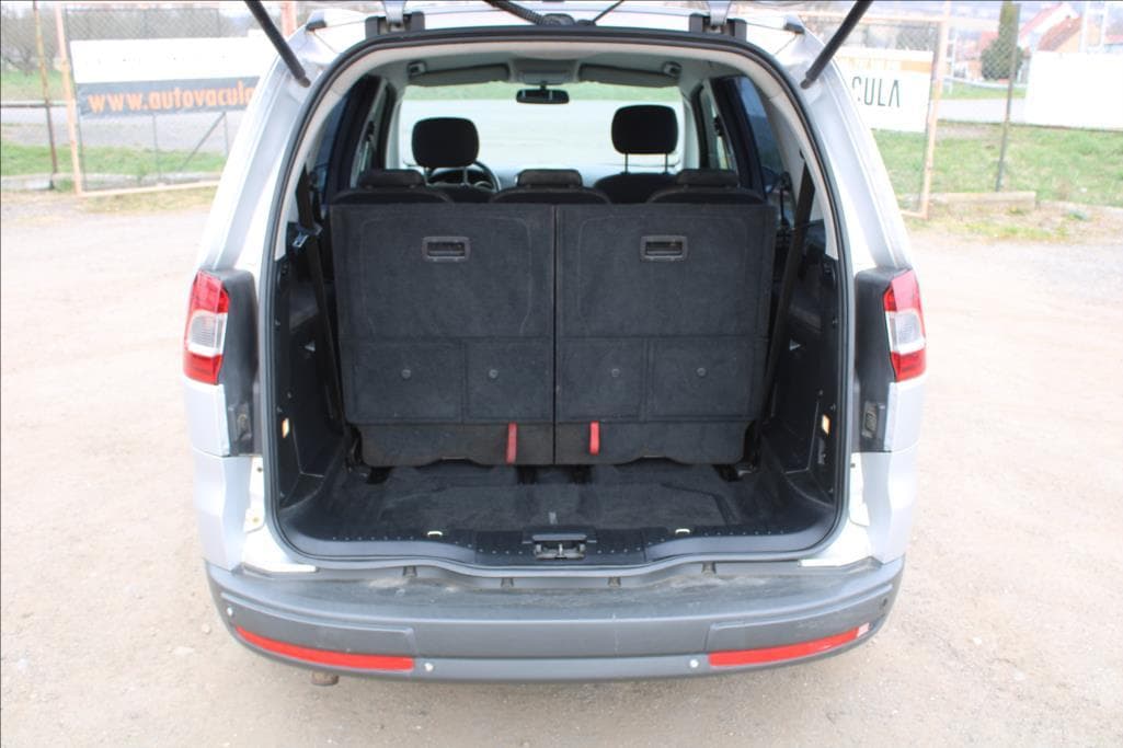 2010 Ford GALAXY - 13