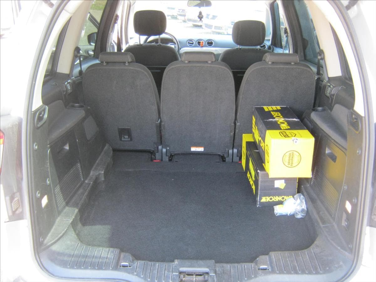 2010 Ford GALAXY - 23