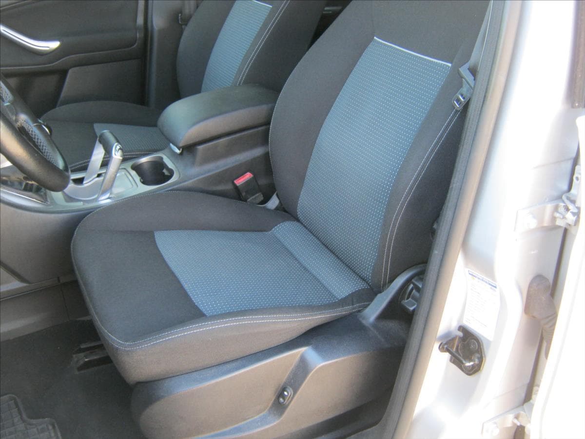 2010 Ford GALAXY - 19