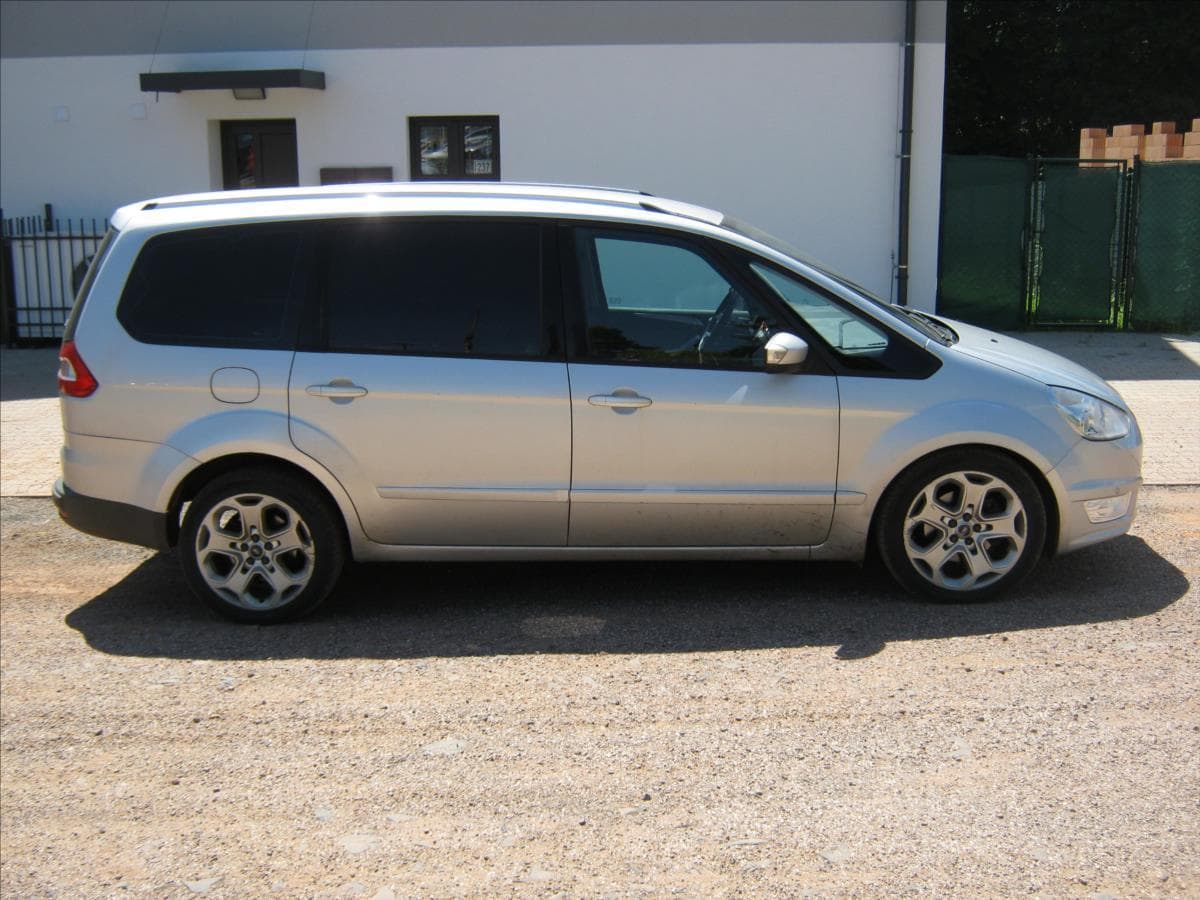2010 Ford GALAXY - 11