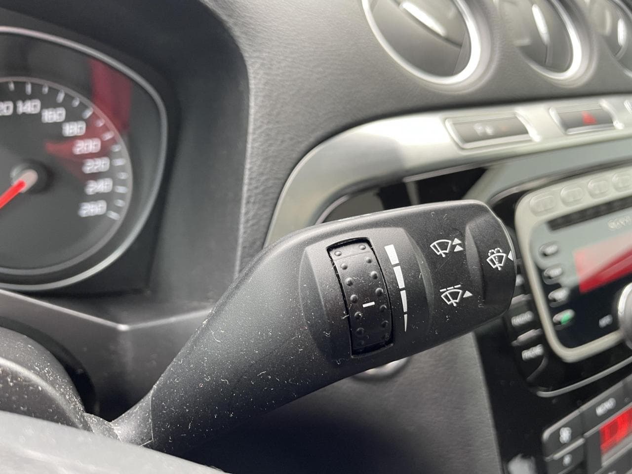 2011 Ford Galaxy - 16