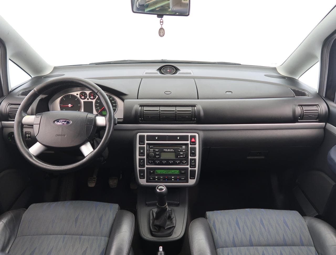 2004 Ford Galaxy - 10