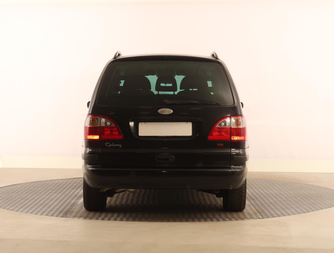 2004 Ford Galaxy - 6
