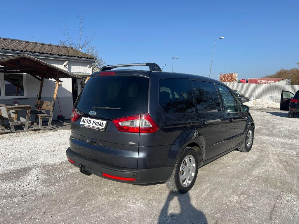 2008 Ford Galaxy - 14