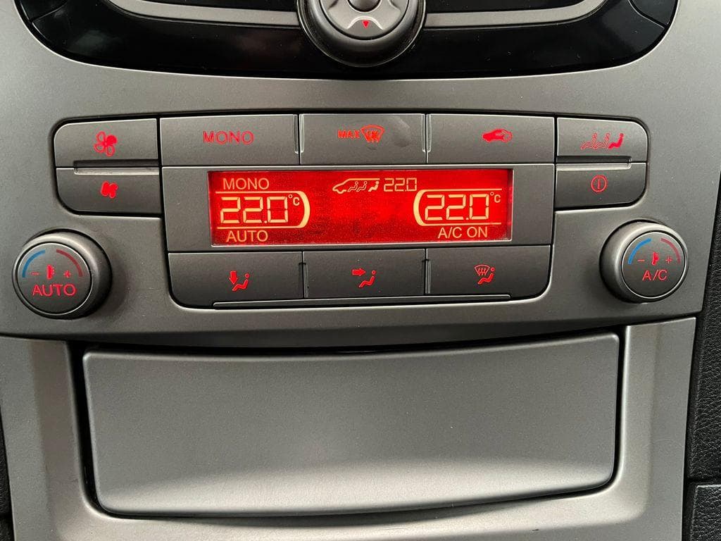 2007 Ford Galaxy - 18