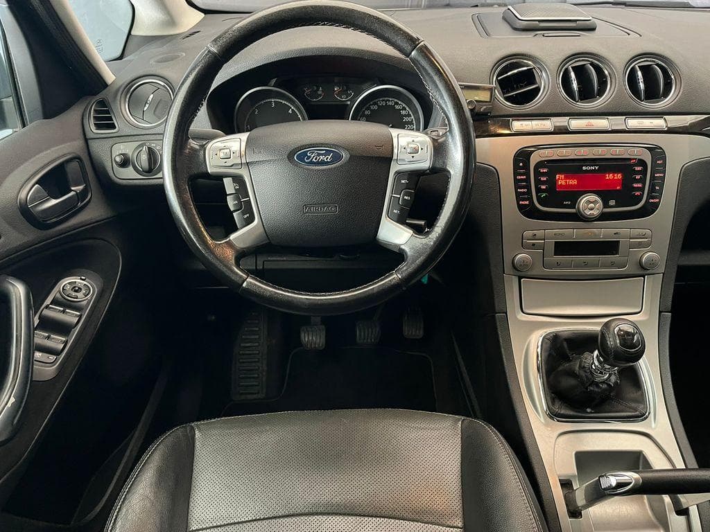 2007 Ford Galaxy - 7