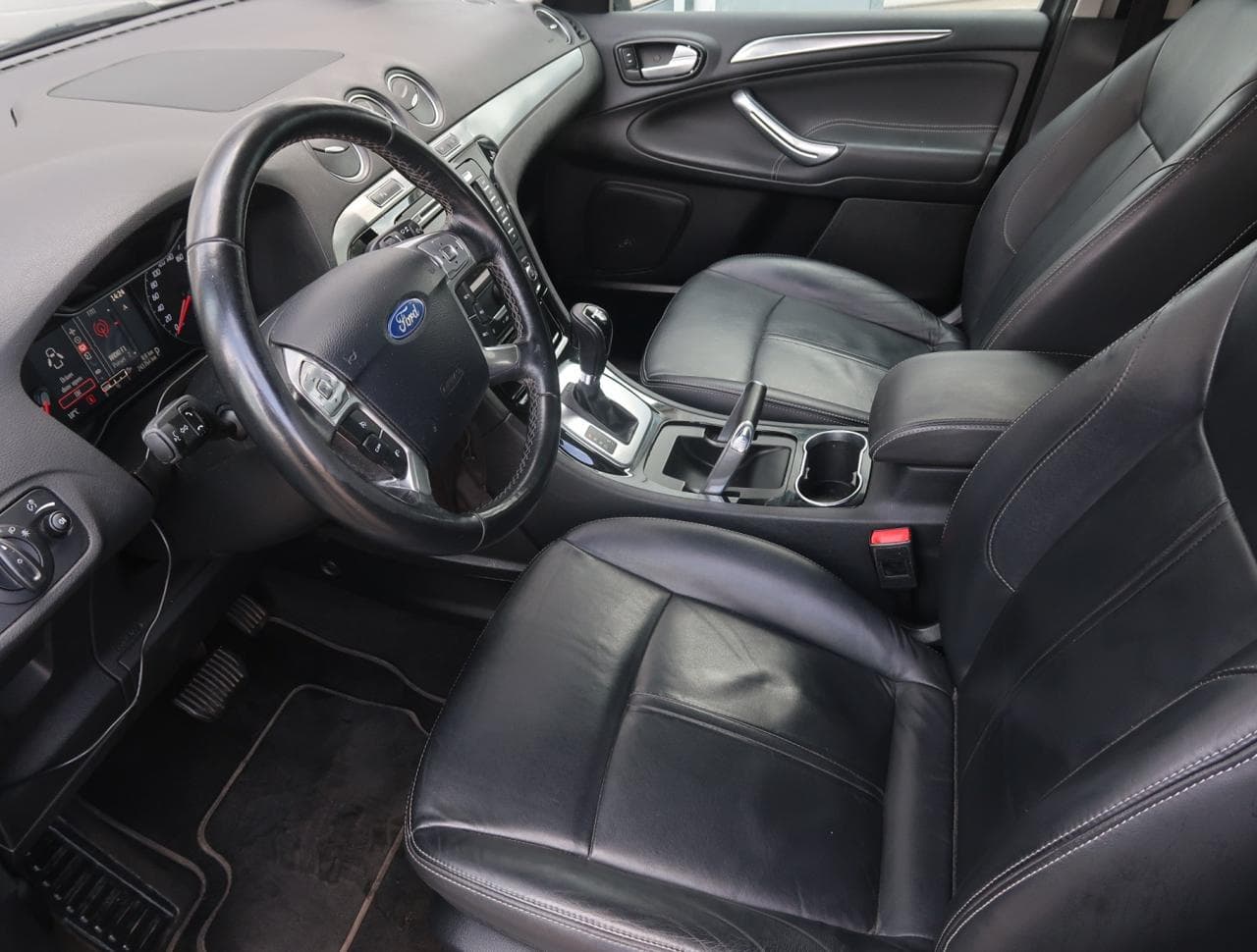 2014 Ford GALAXY - 16