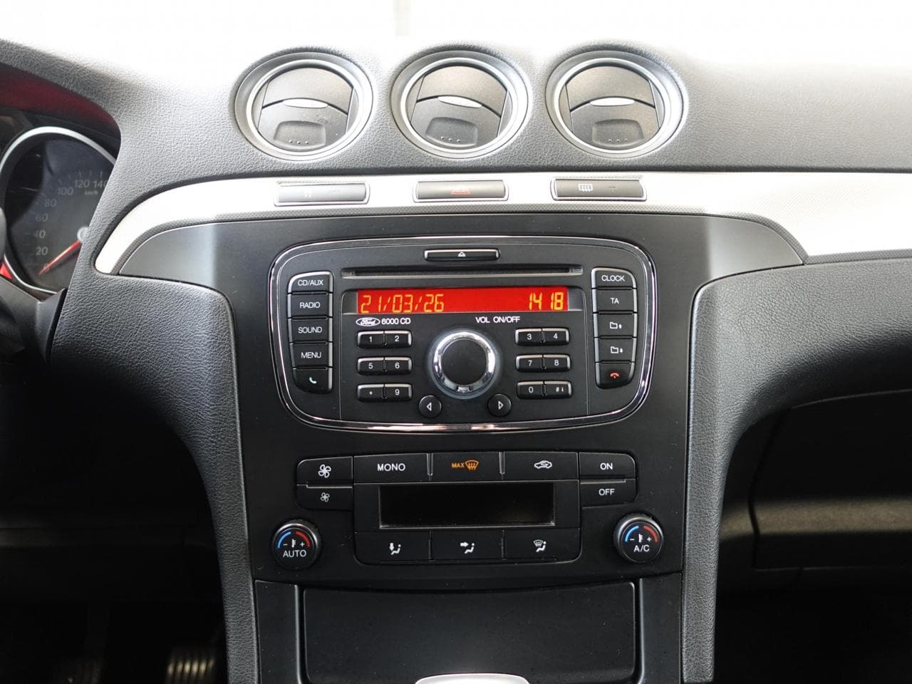 2012 Ford GALAXY - 13