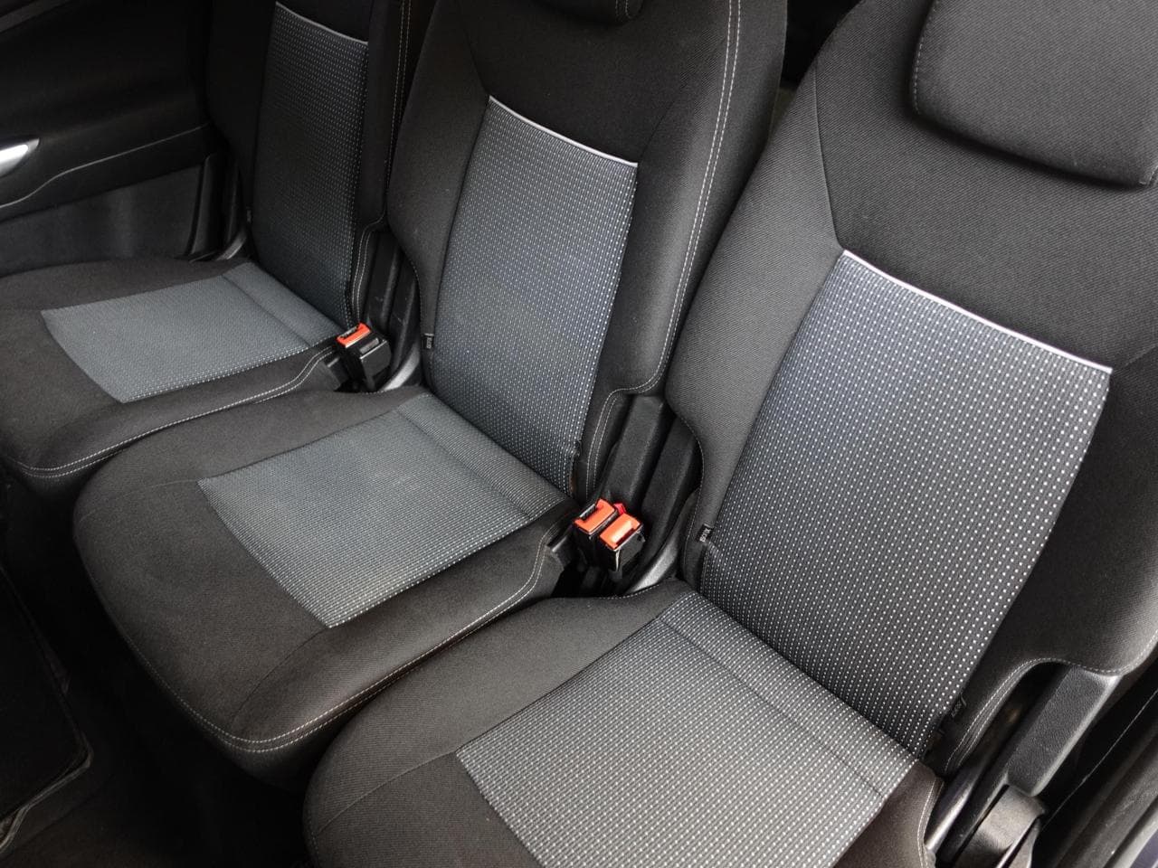 2012 Ford GALAXY - 10