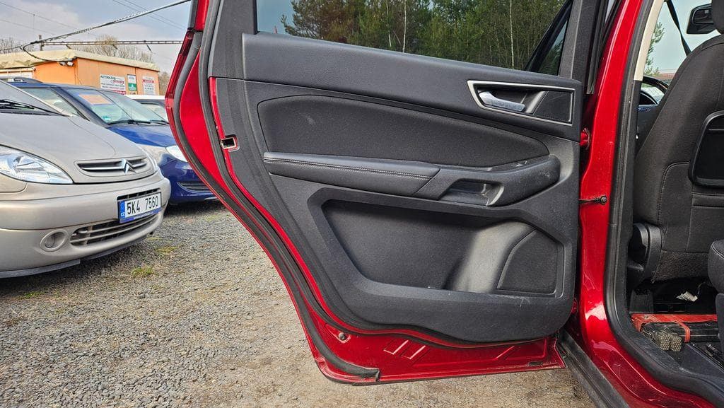 2016 Ford GALAXY - 16