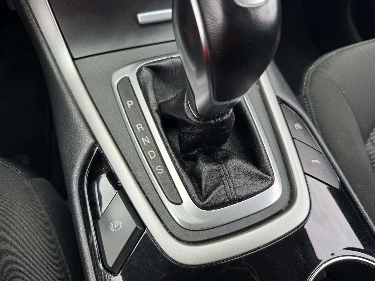 2016 Ford GALAXY - 40