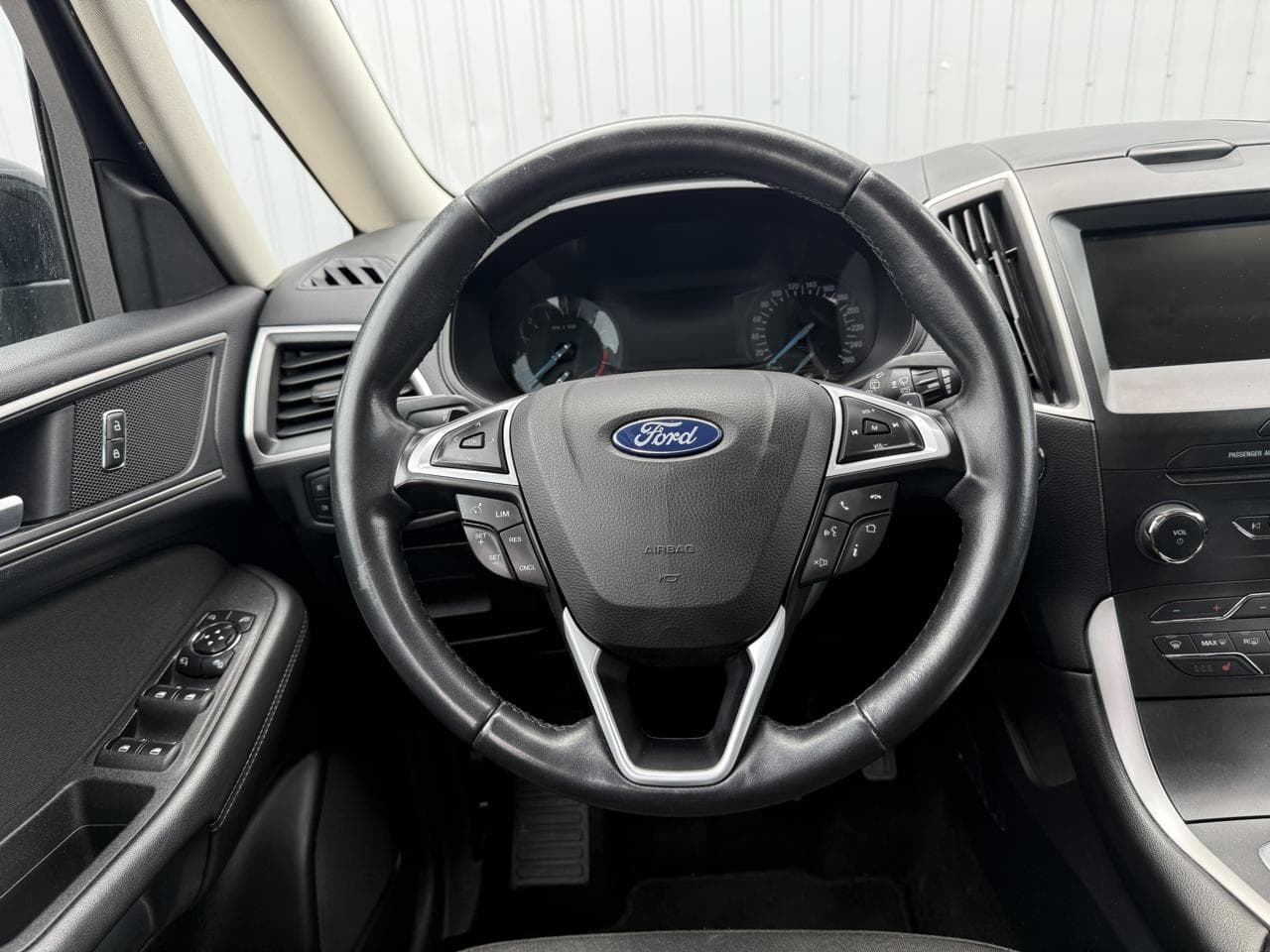 2016 Ford GALAXY - 23