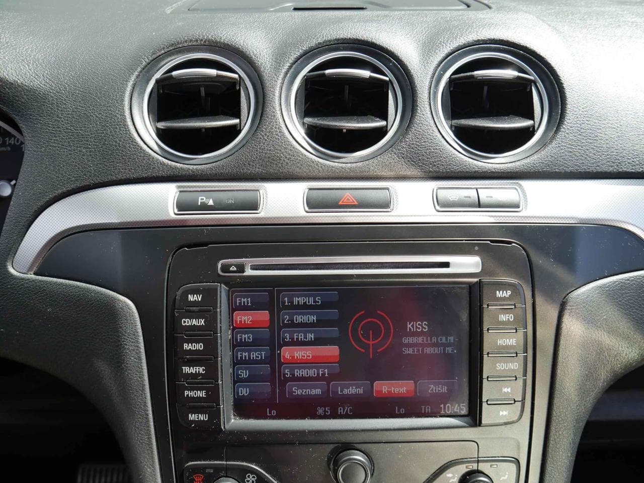 2014 Ford GALAXY - 23