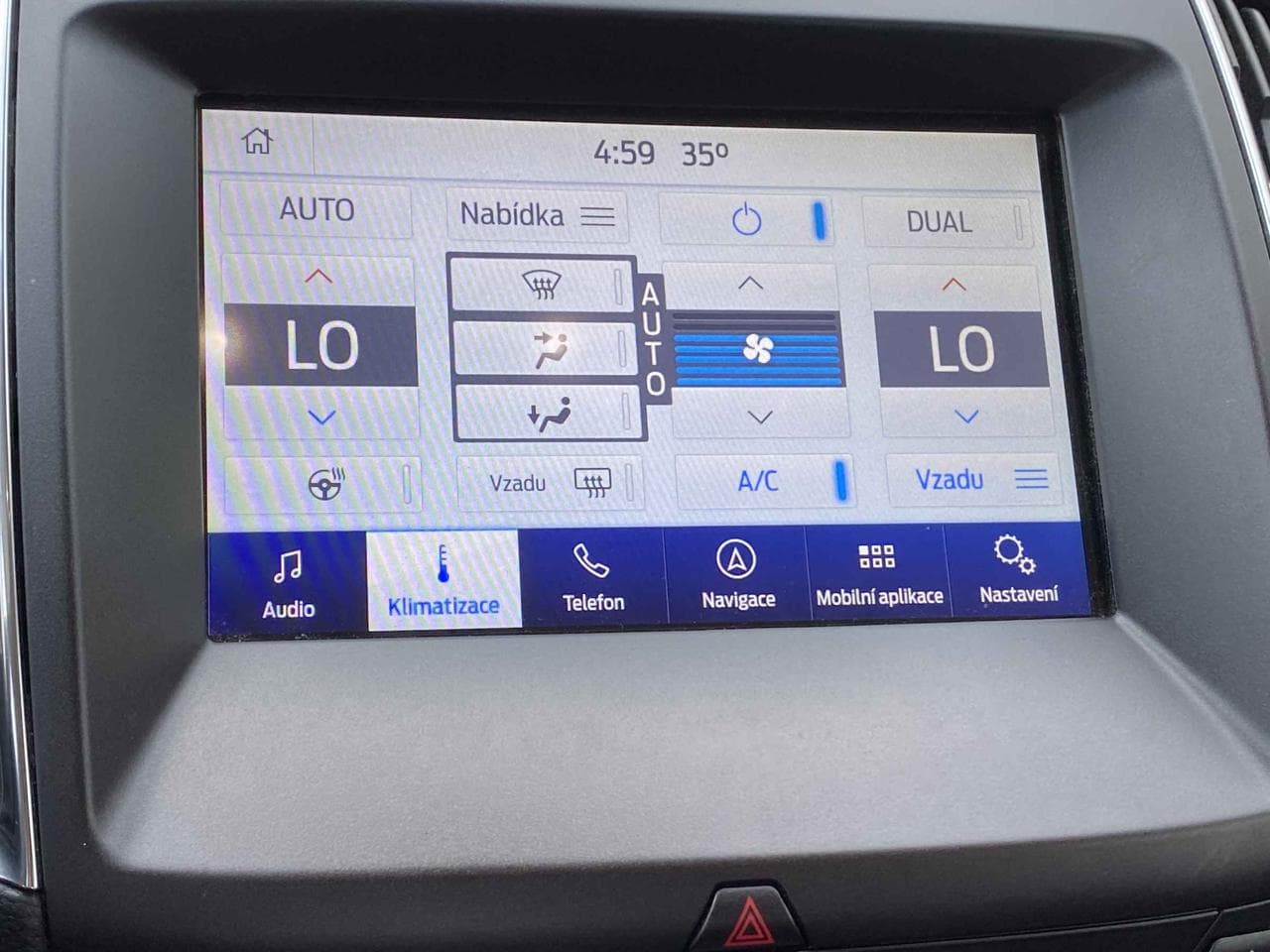 2019 Ford GALAXY - 34