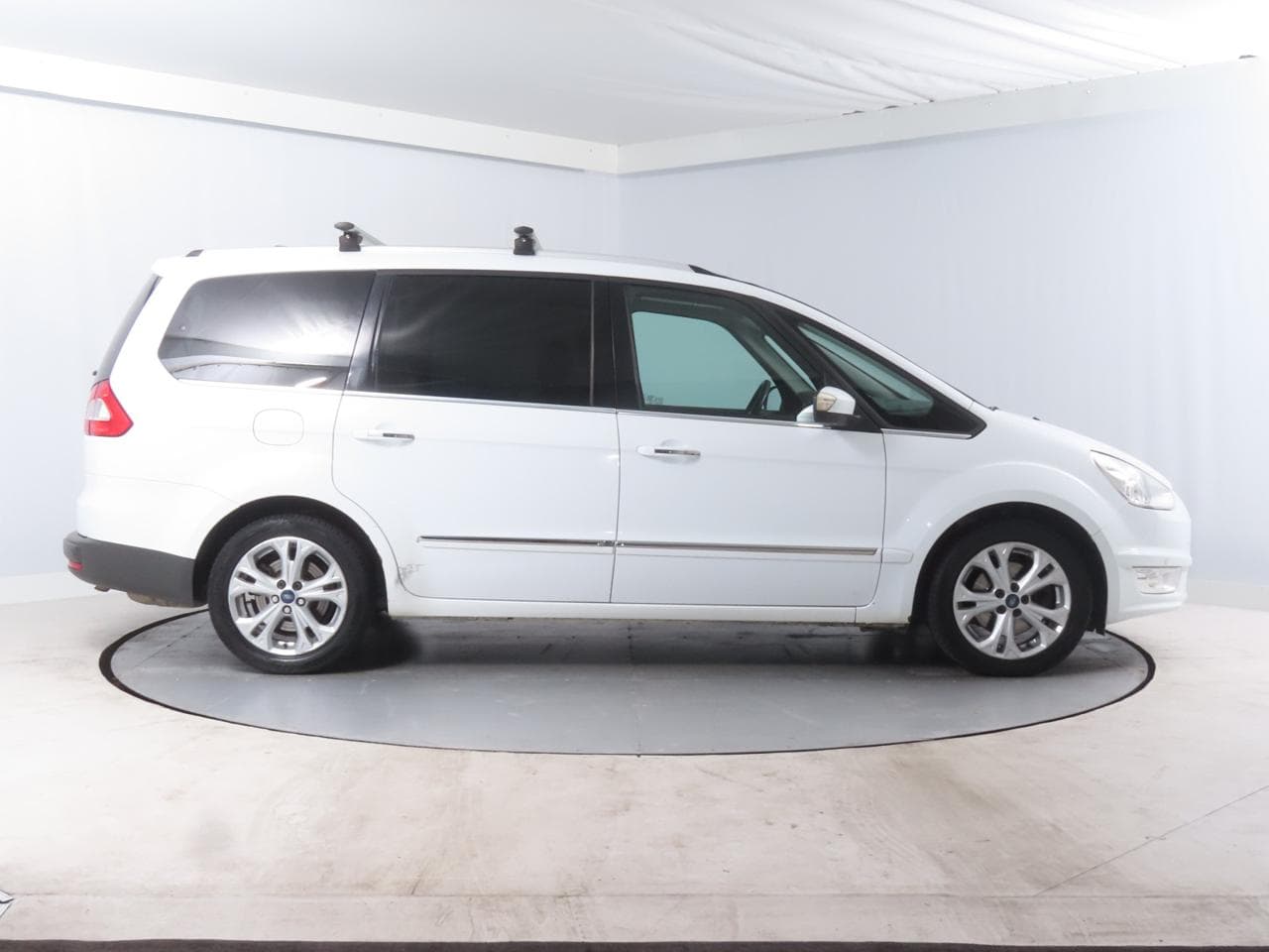 2011 Ford GALAXY - 8