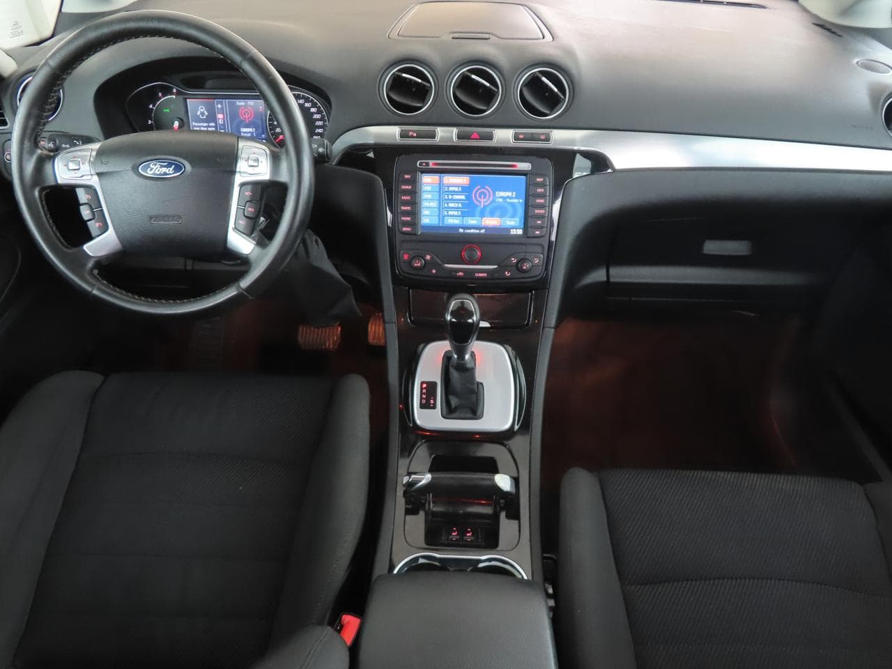 2011 Ford GALAXY - 10