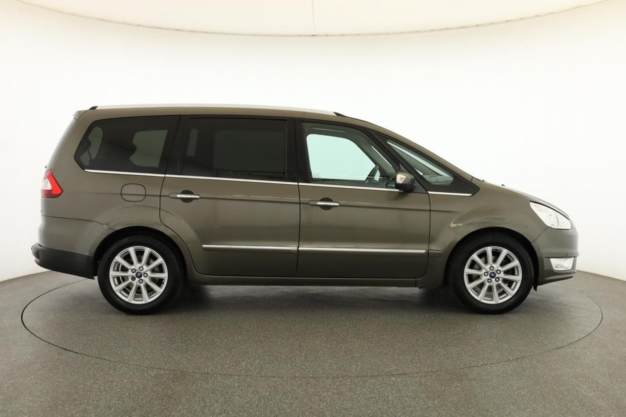 2012 Ford GALAXY - 8