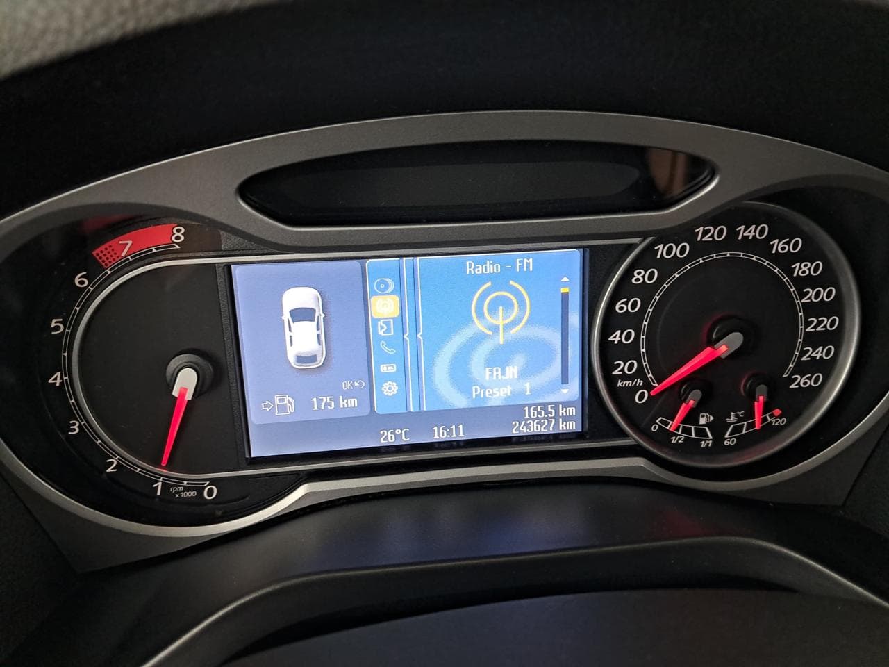 2009 Ford GALAXY - 17