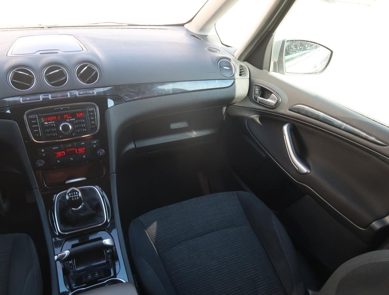 2010 Ford GALAXY - 11