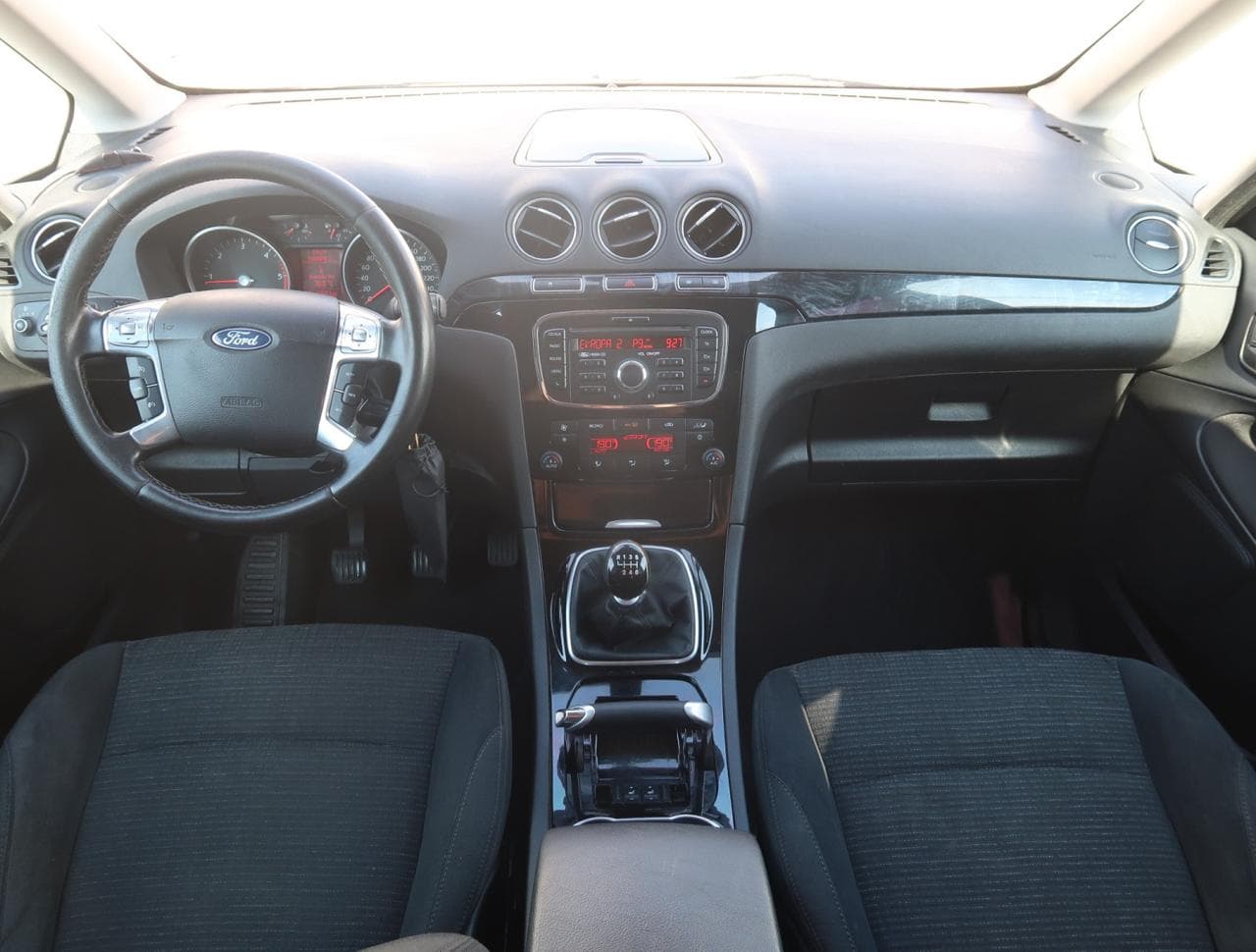 2010 Ford GALAXY - 10