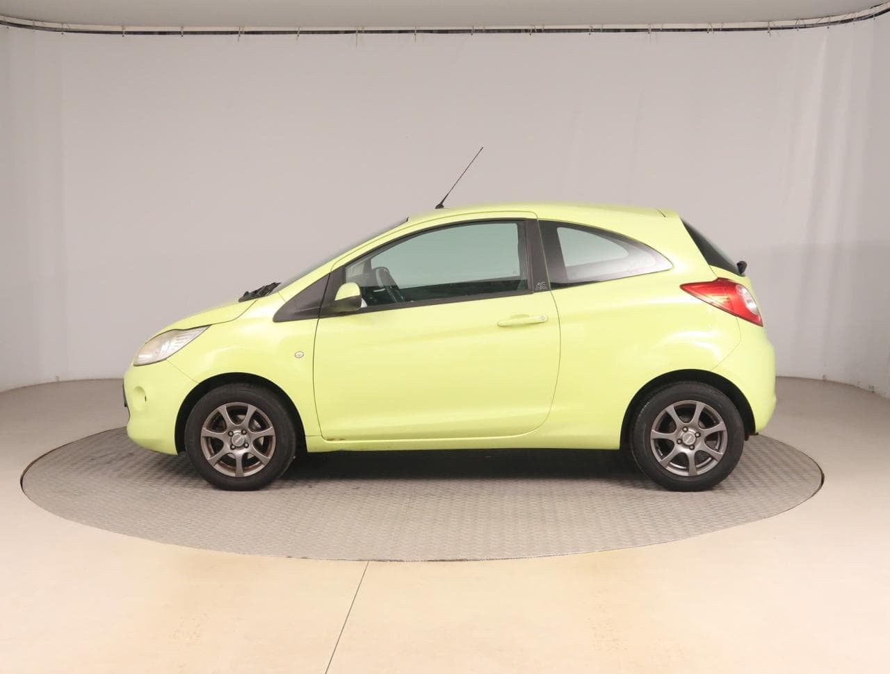2011 Ford KA - 4