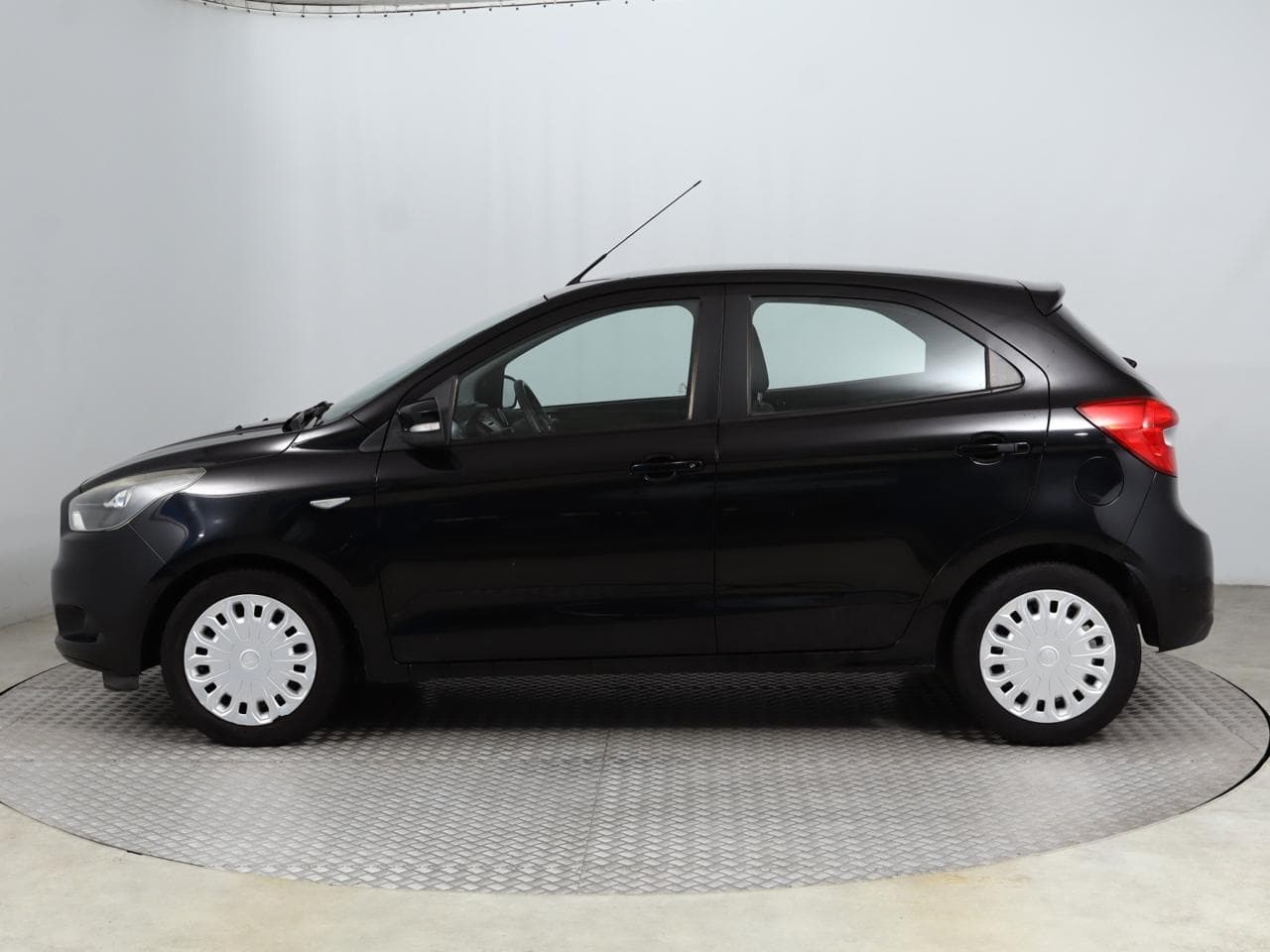 2017 Ford KA+ - 4