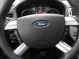2011 Ford Kuga - 11