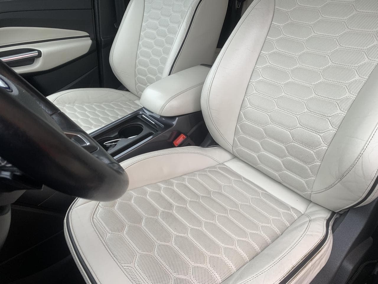 2017 Ford KUGA - 9