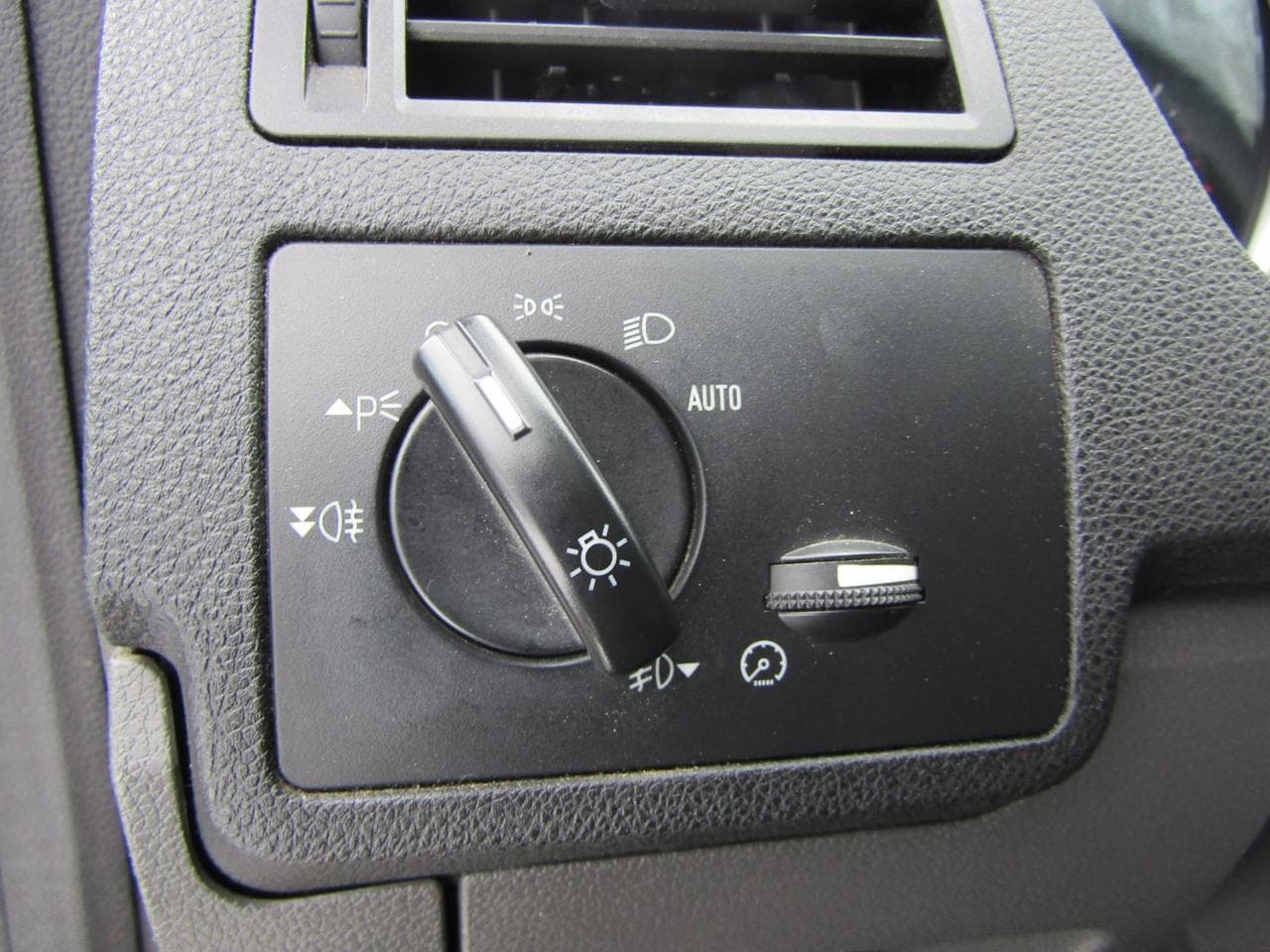 2009 Ford KUGA - 16