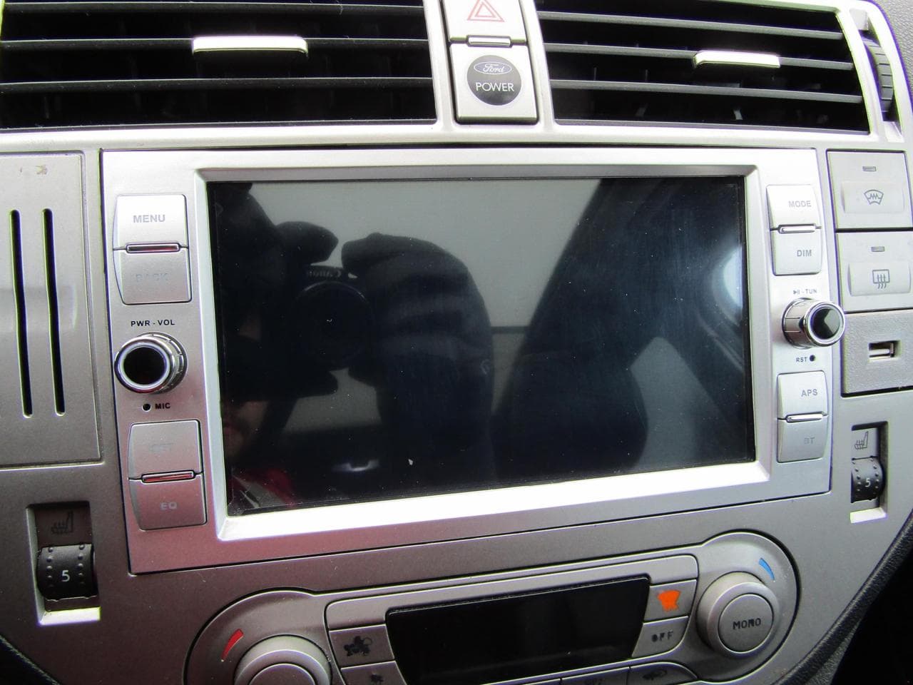 2009 Ford KUGA - 11