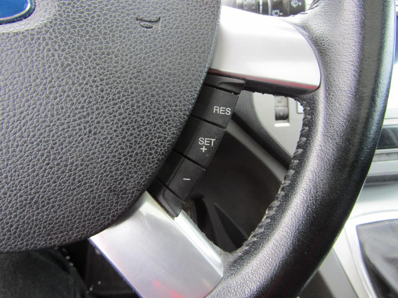 2009 Ford KUGA - 18