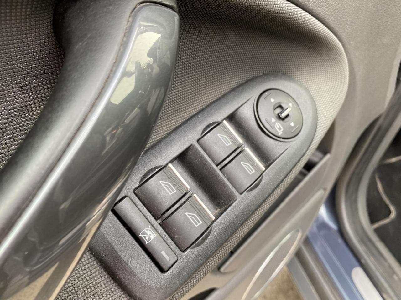 2012 Ford KUGA - 13