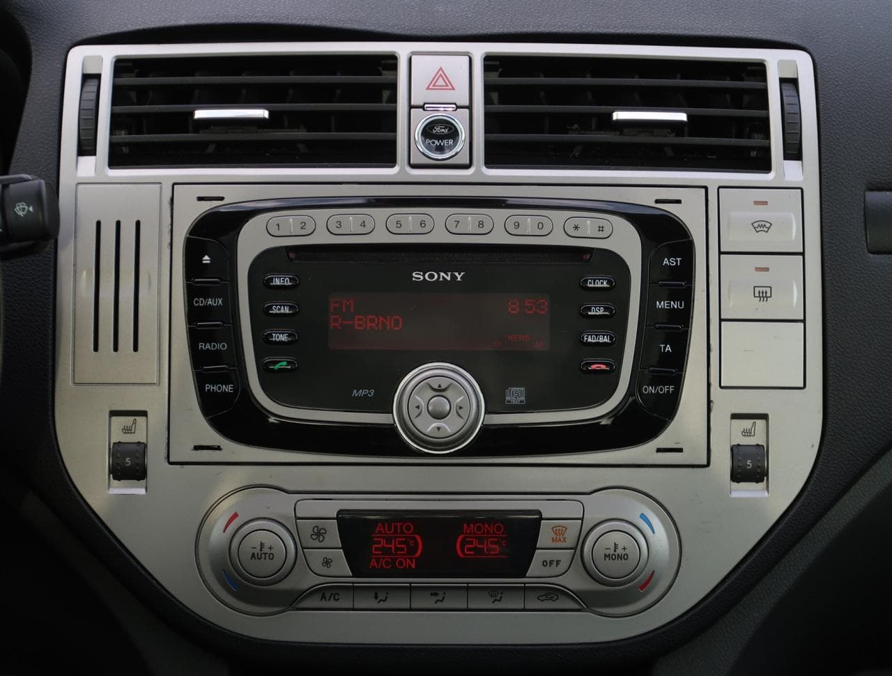 2012 Ford KUGA - 18
