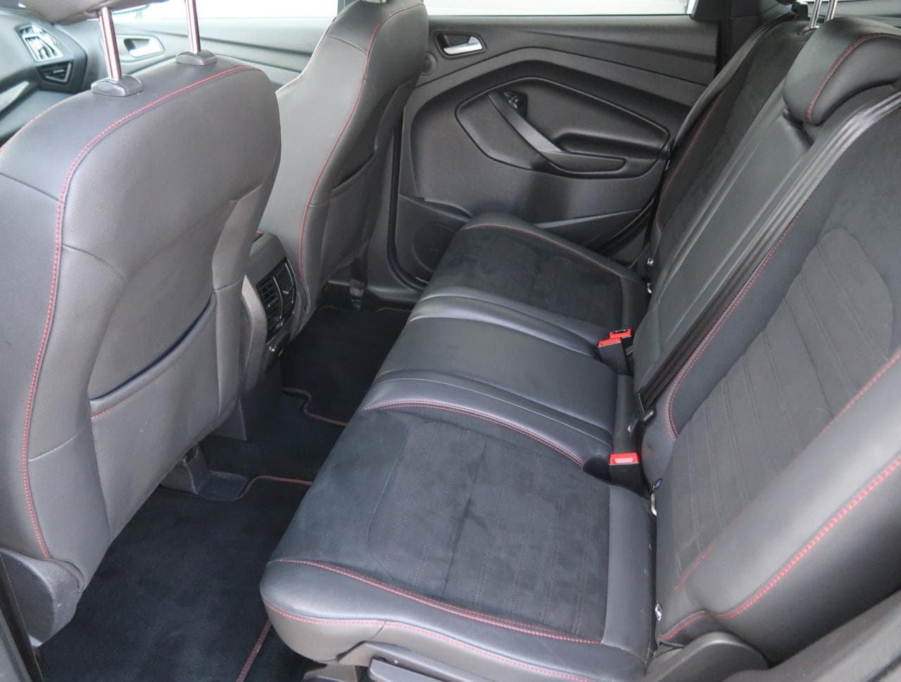 2019 Ford KUGA - 15