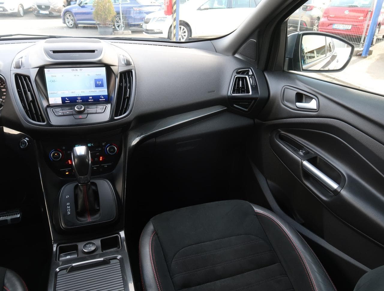 2019 Ford KUGA - 11