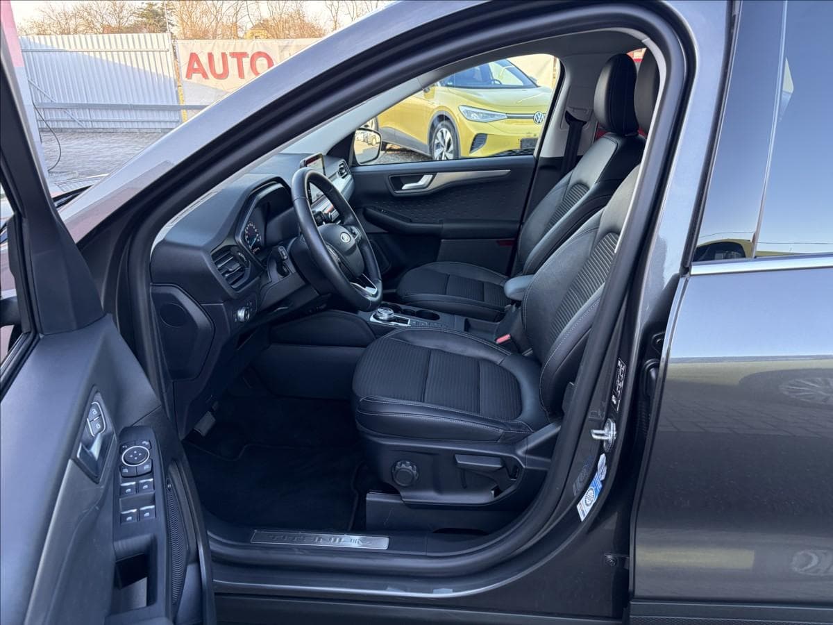 2020 Ford KUGA - 15