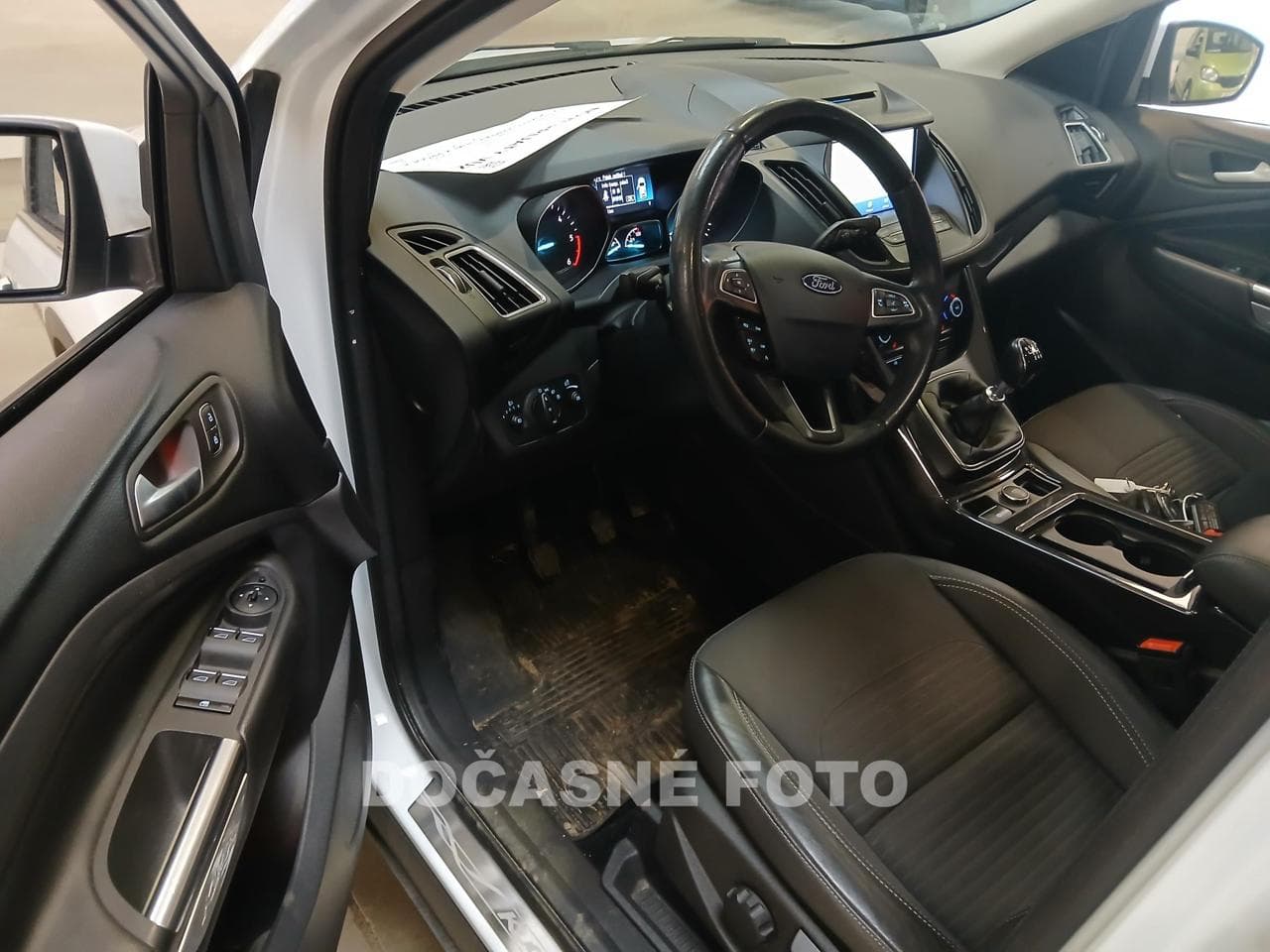 2019 Ford KUGA - 3