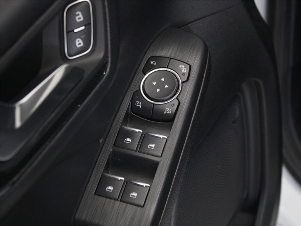 2021 Ford KUGA - 19