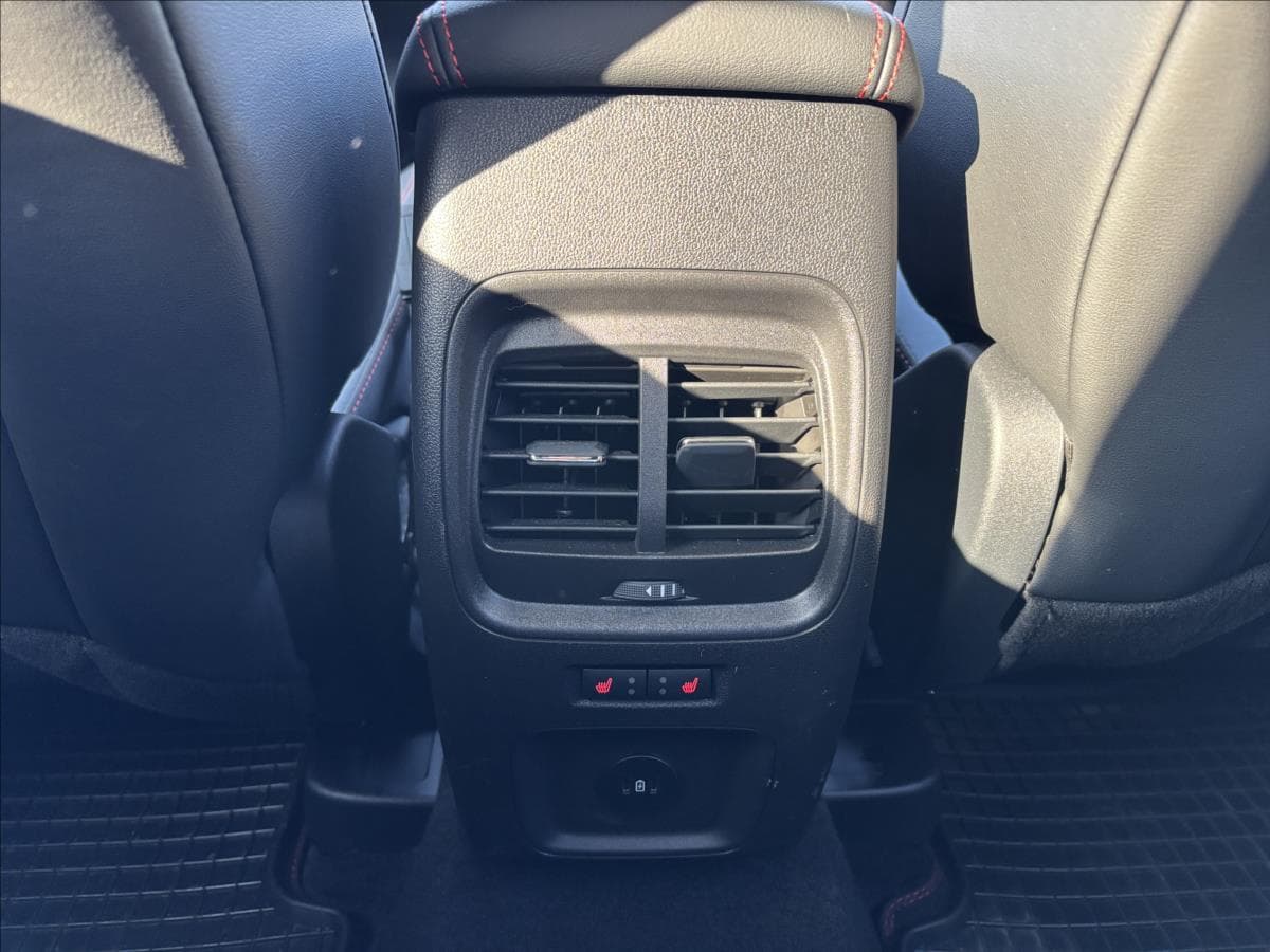 2024 Ford KUGA - 17