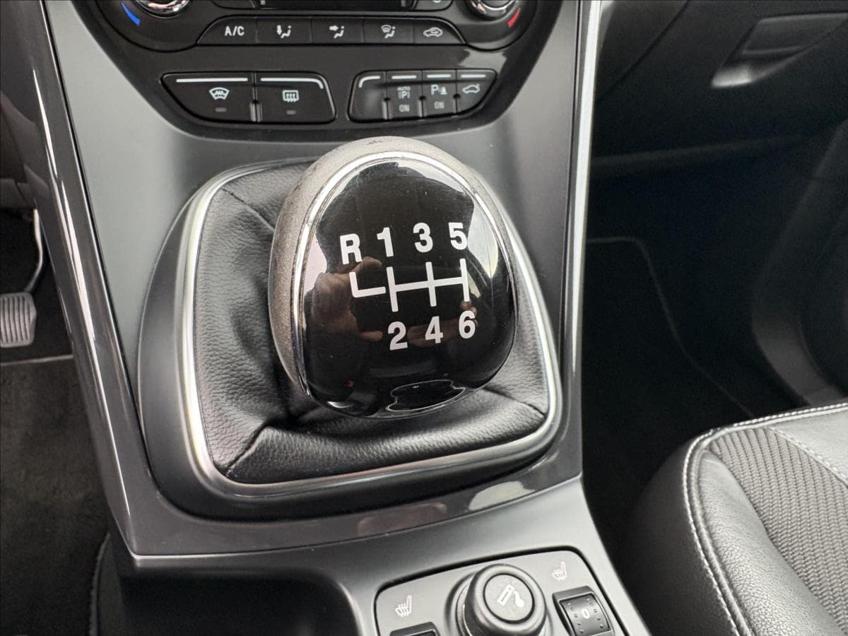 Ford KUGA - 11