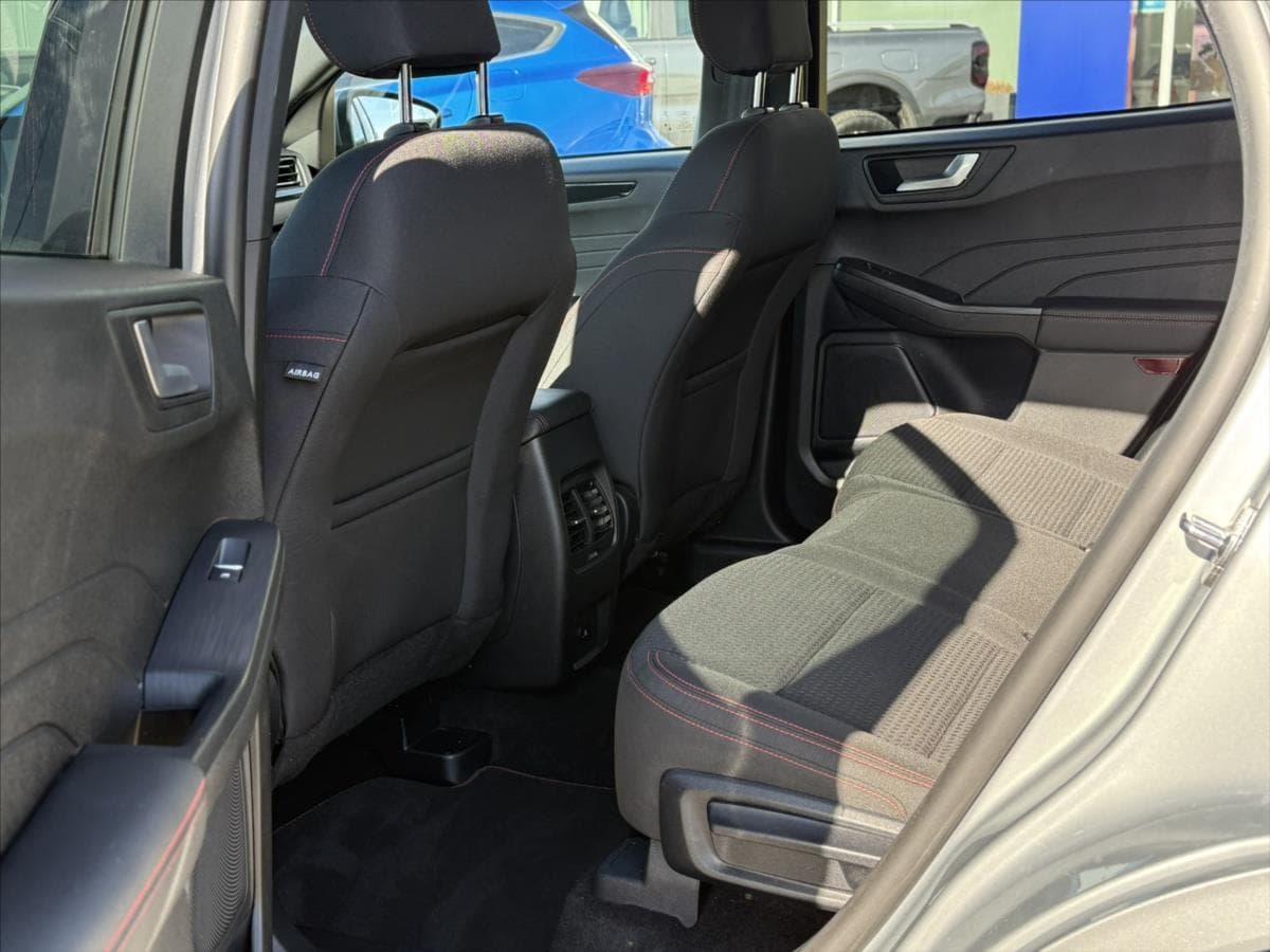 2024 Ford KUGA - 13