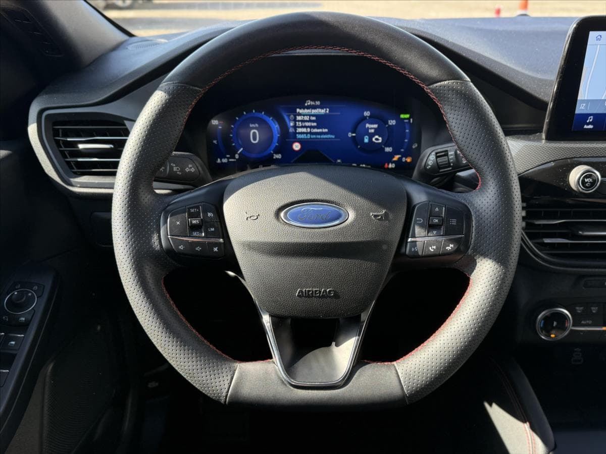 2024 Ford KUGA - 18