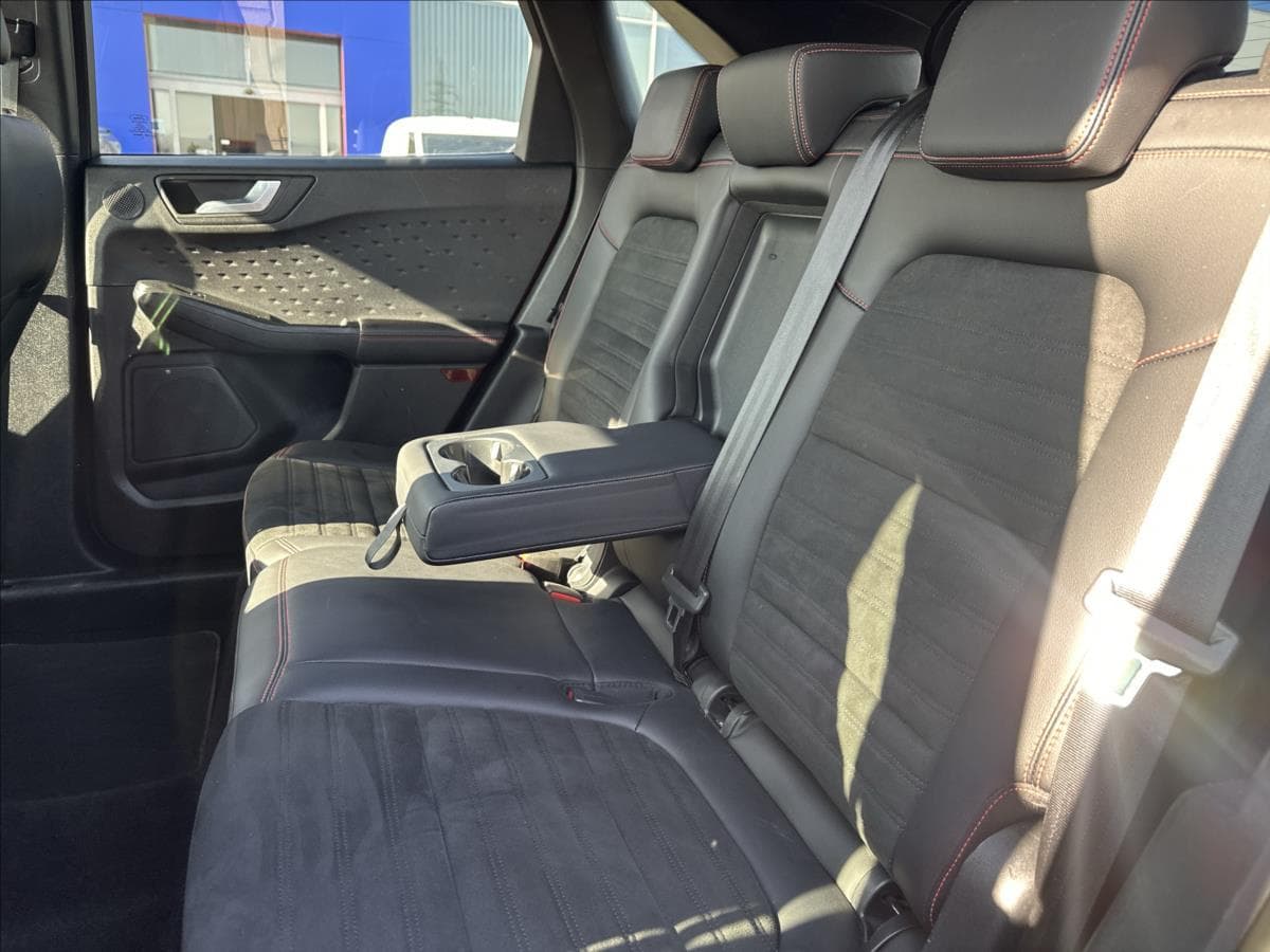 2021 Ford KUGA - 18