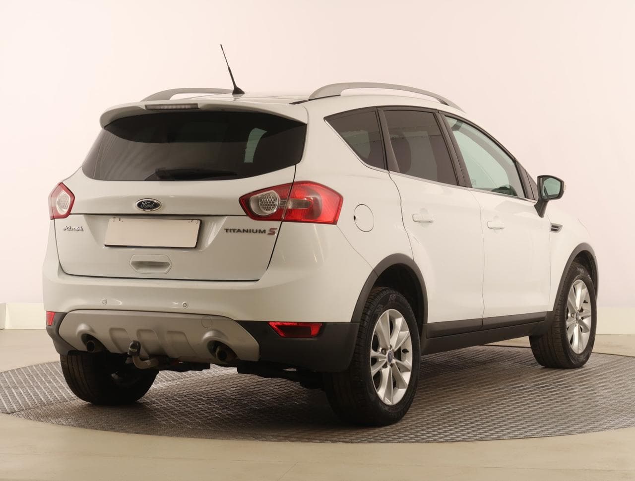 2012 Ford Kuga - 13