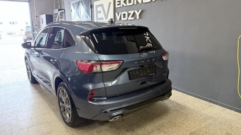 2022 Ford KUGA - 10