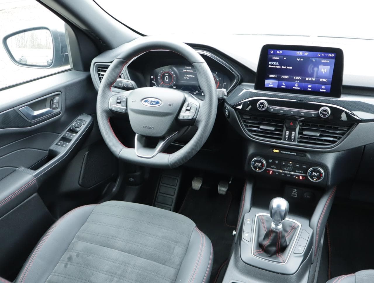 2023 Ford KUGA - 9